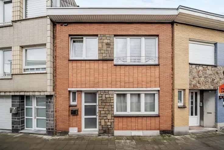Huis Te Koop Laveu 2 slaapkamers tuin terras kelder