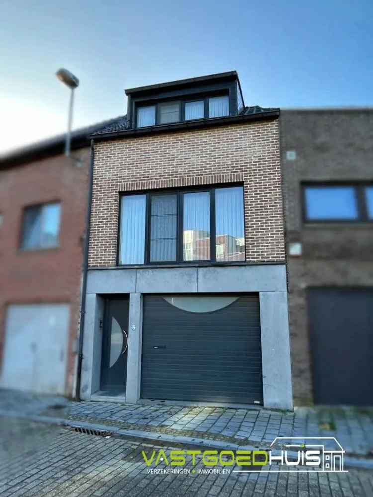 Bel-etagewoning met stadstuin en garage