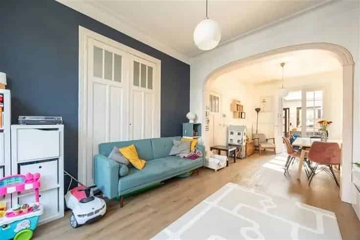 Huis Te Koop Hoboken: Instapklare Gezinswoning 3 slaapkamers