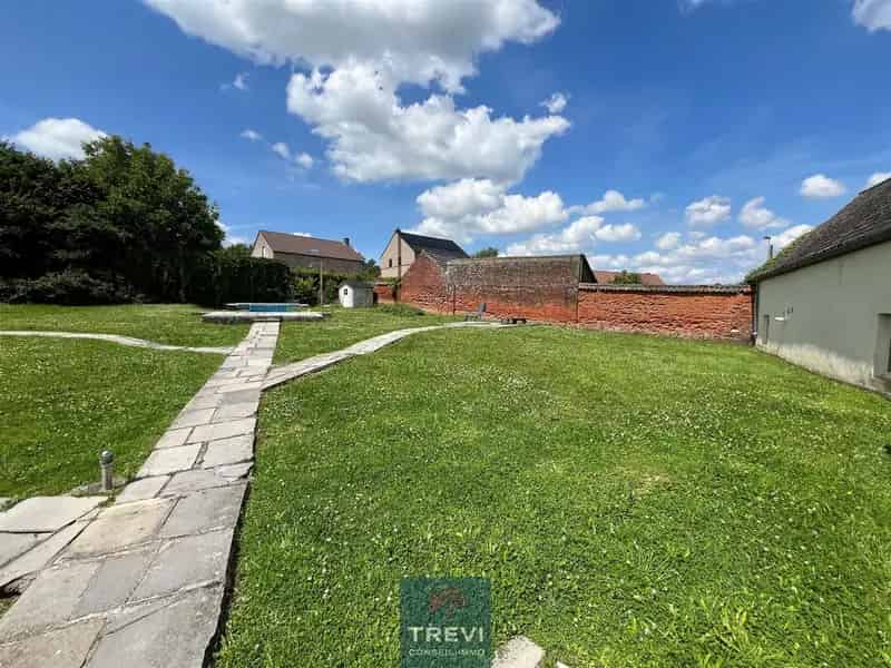 Huis te huur Rebecq: Gerenoveerde woning met tuin en zwembad