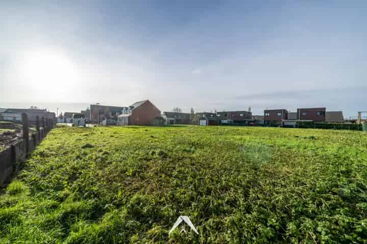 Bouwgrond te Koop Menen: Ruime Kavel 1377m²