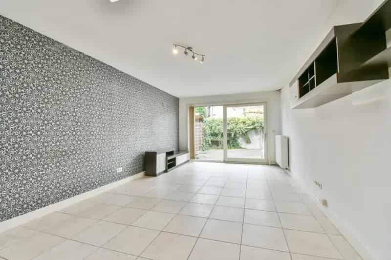 Huis te koop Roeselare - Instapklare woning met stadstuin