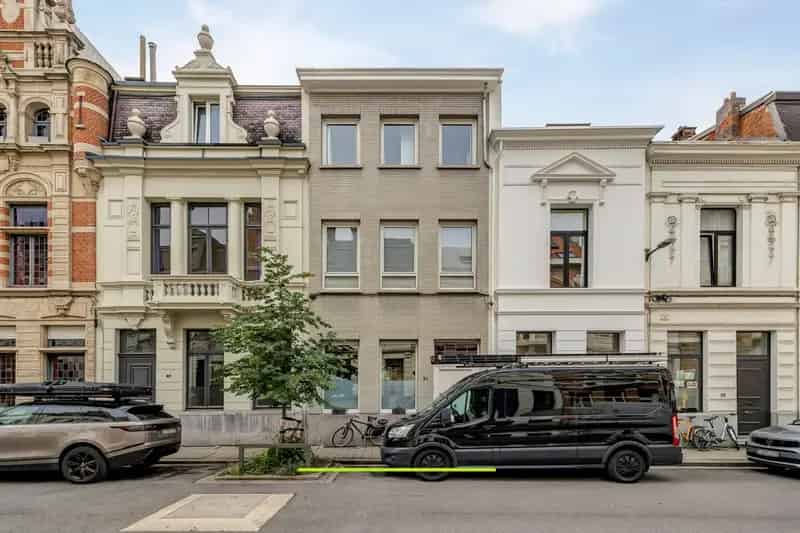 Huis te koop Antwerpen Zurenborg: Ruime burgerwoning