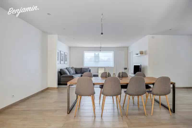 Gerenoveerde Halfopen Woning 3 slaapkamers Gullegem