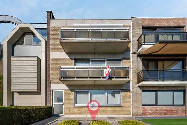 Appartement Te Koop Sint-Kruis 2 slaapkamers Garage Terras