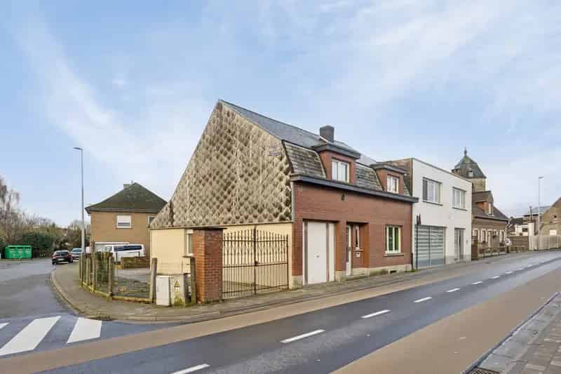 Huis te renoveren Hekelgem 3 slaapkamers tuin