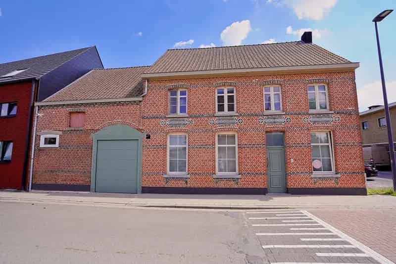 Huis te huur Tisselt: Karaktervolle woning met 4 slaapkamers en garage