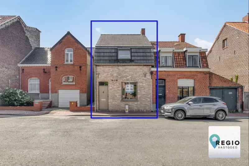 Huis te Koop Vosselare: Instapklare Charmante Woning