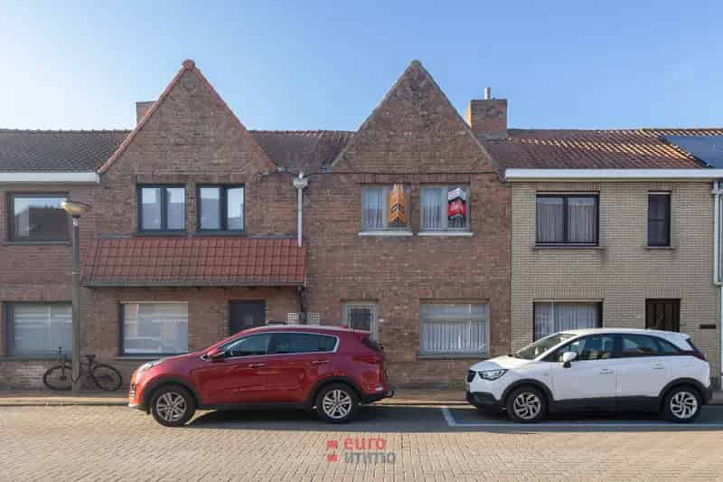 Rijwoning te renoveren Nieuwpoort-Stad