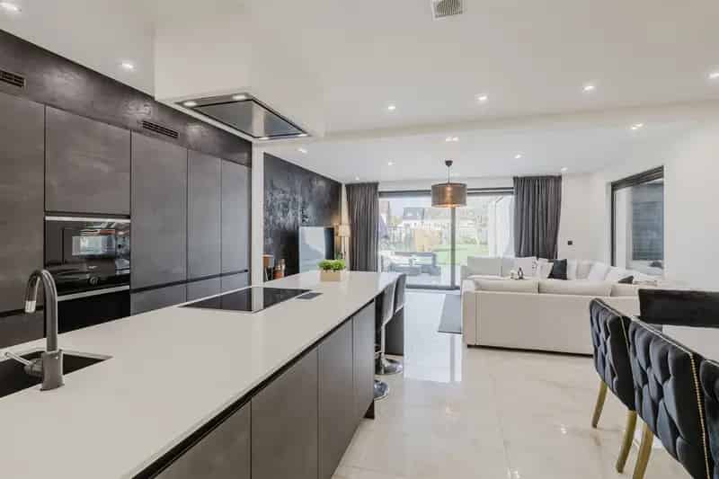 Gerenoveerde woning te koop in Sint-Katharina-Lombeek