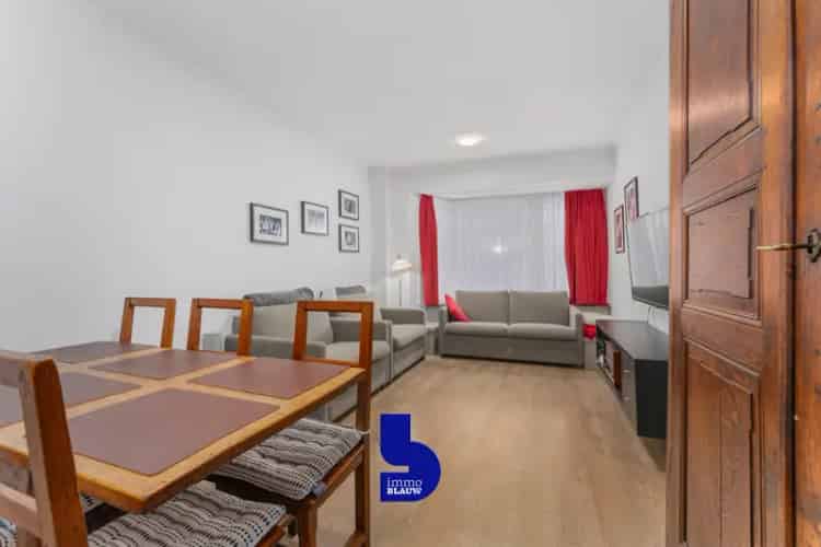 Appartement te huur Zeedijk met Terras en Lift