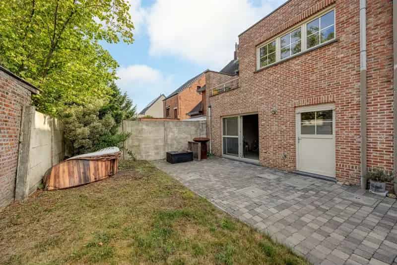 Huis te koop Westmeerbeek: Instapklare gezinswoning met tuin en garage