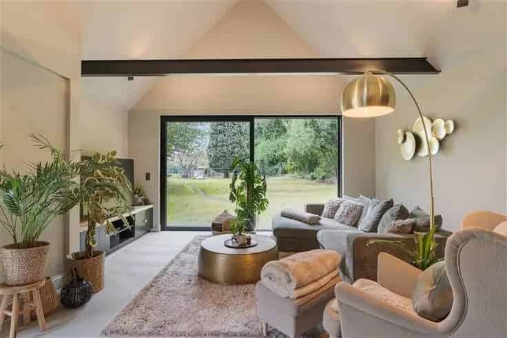 Huis Te Koop Hasselt: Gerenoveerde gezinswoning