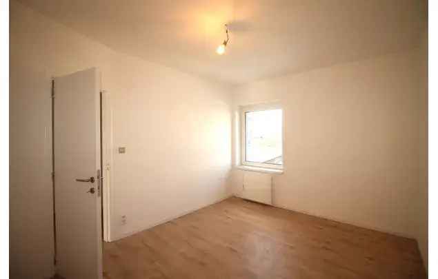 Huur 1 slaapkamer appartement van 60 m² in Charleroi