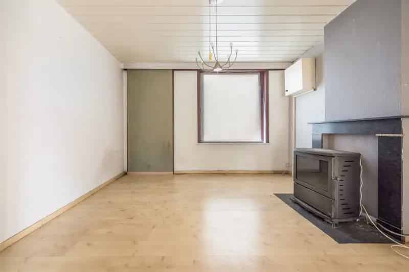 Te renoveren woning 2 slaapkamers Ham