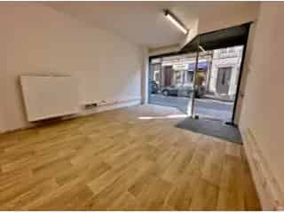 Handelspand te Huur Luik 60m² gerenoveerd