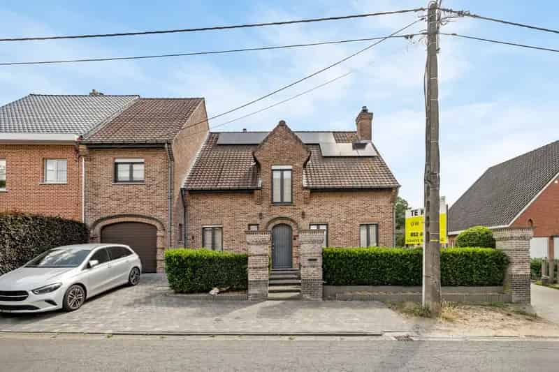 Ruime HOB te koop 6 slaapkamers Elversele