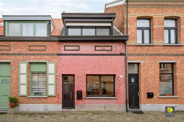 Huis te huur Wilrijk centrum: Op te frissen woning