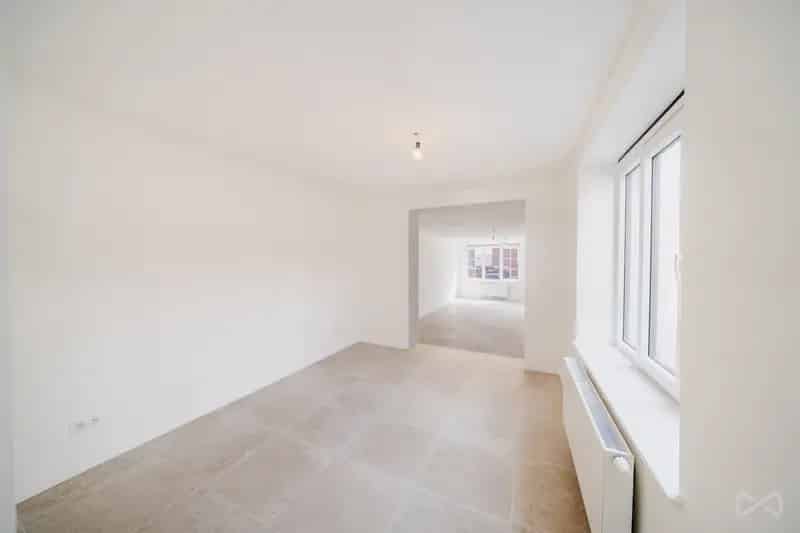 Huis te huur Hélécine 3 slaapkamers gerenoveerd 162m²
