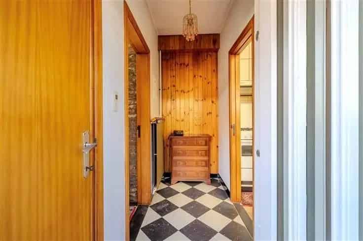 Te renoveren woning met 2 slaapkamers op 538m²