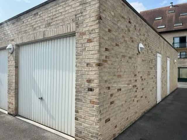 Garage te koop Torhout - Bovengrondse garage met zijdeur
