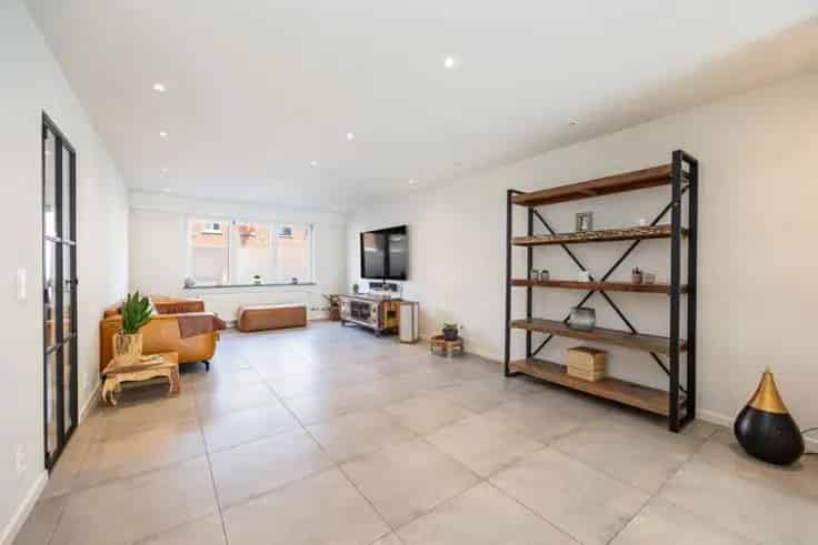 Huis Te Koop Schoten 3 slaapkamers tuin recent gerenoveerd
