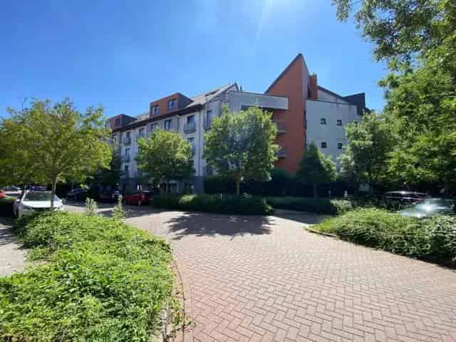 Appartement te Evere 2 slaapkamers terras tuin