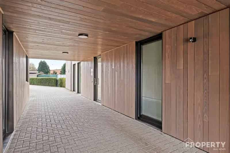 Appartement te koop Harelbeke: Gelijkvloers met tuin