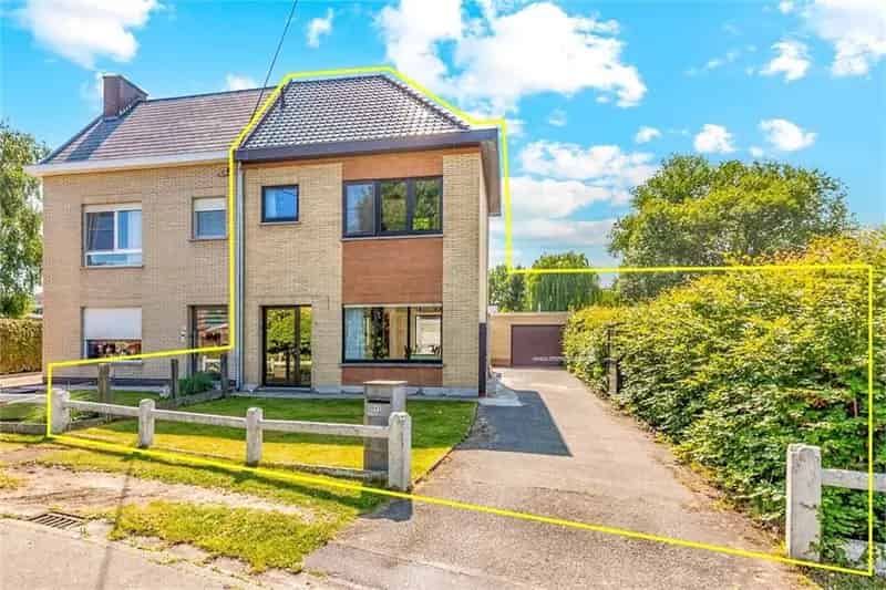 Huis te koop Wetteren 3 slaapkamers Nabij scholen en winkels