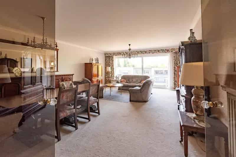 Ruim Appartement te Huur Berchem 2 Slaapkamers 142m²
