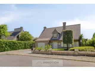 Huis te koop Deerlijk 4 slaapkamers grote tuin