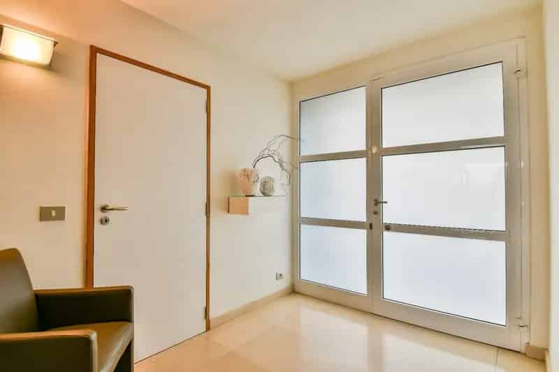 Prachtige Villa met Praktijkruimte en Paardenstalling