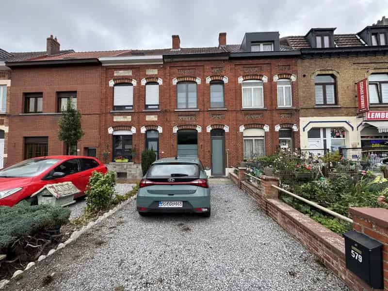 Huis te huur 3 slaapkamers tuin autostaanplaats