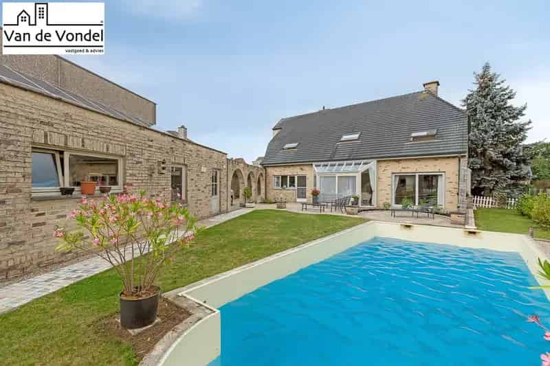 Huis te koop Aalst: Instapklare villa 5 slaapkamers