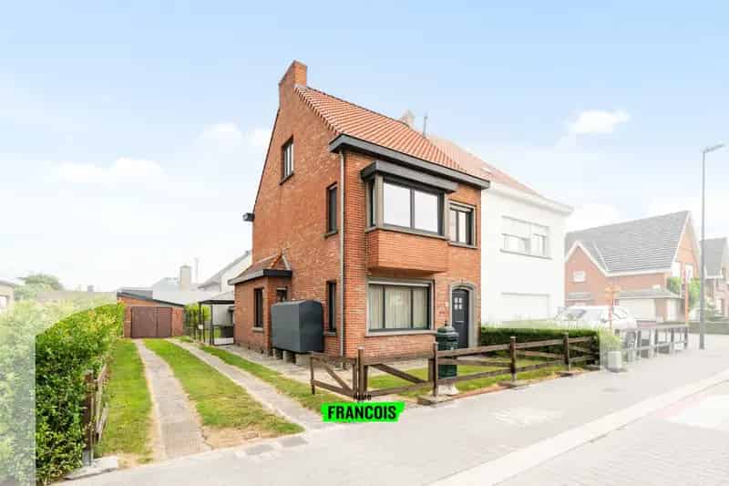 Huis te koop Maldegem: Renovatieproject met 3 slaapkamers