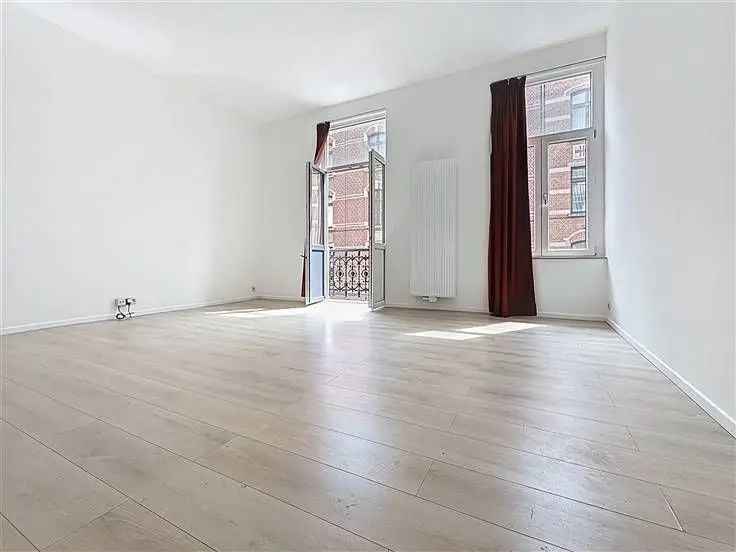 Duplex 3 slaapkamers te koop gerenoveerd