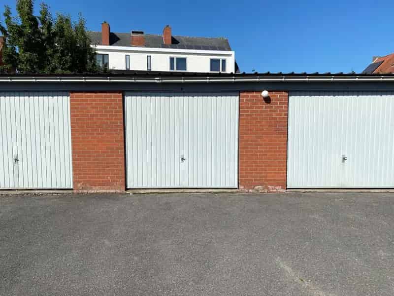 Afgesloten Garage te Huur Kortemark Centrum