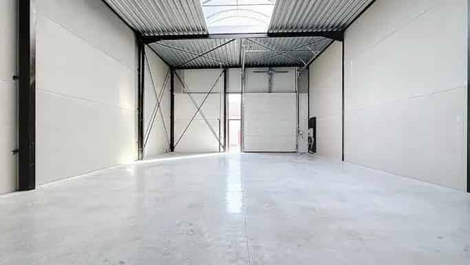 Magazijn te huur Izegem 170m² - Opslag - Ambacht