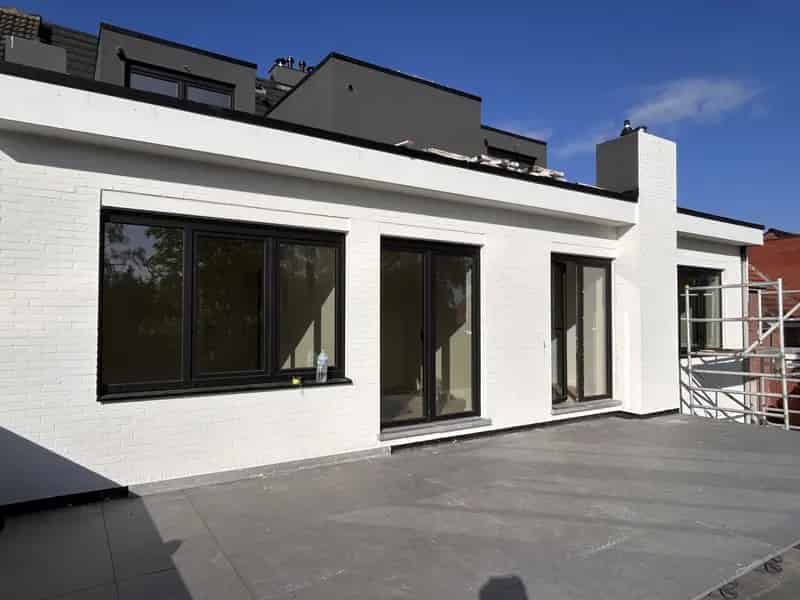 Appartement te Koop Stabroek - Gerenoveerd 2 Slaapkamers Dakterras