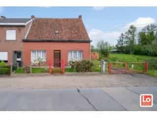 Huis te Koop Zeveneken - Renovatie of Afbraak