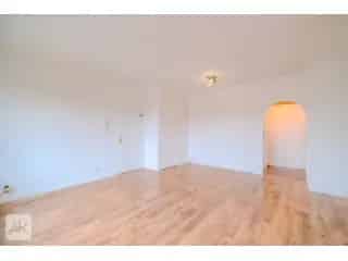 Penthouse te Koop Luik - 44m² - Terrasse - Nabij Tram