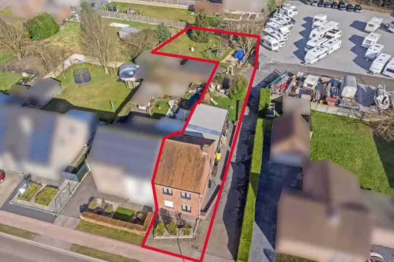 Huis te koop in Balen: 3 slaapkamers, grote tuin en garage