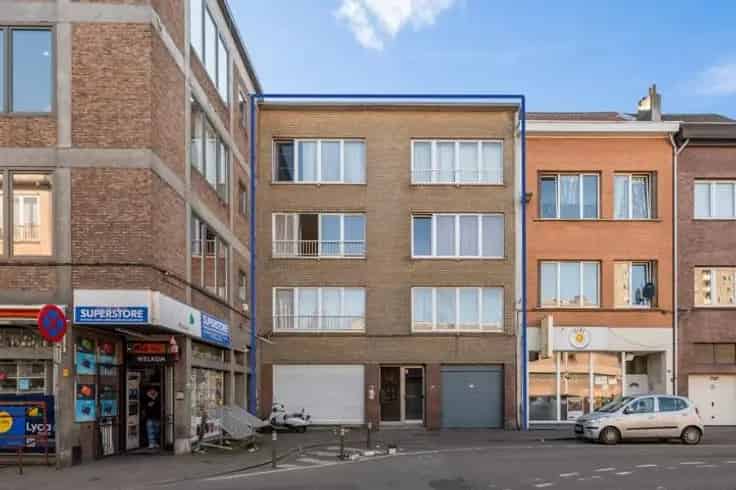 Appartementsblok Antwerpen: Opbrengsteigendom met 8 Units