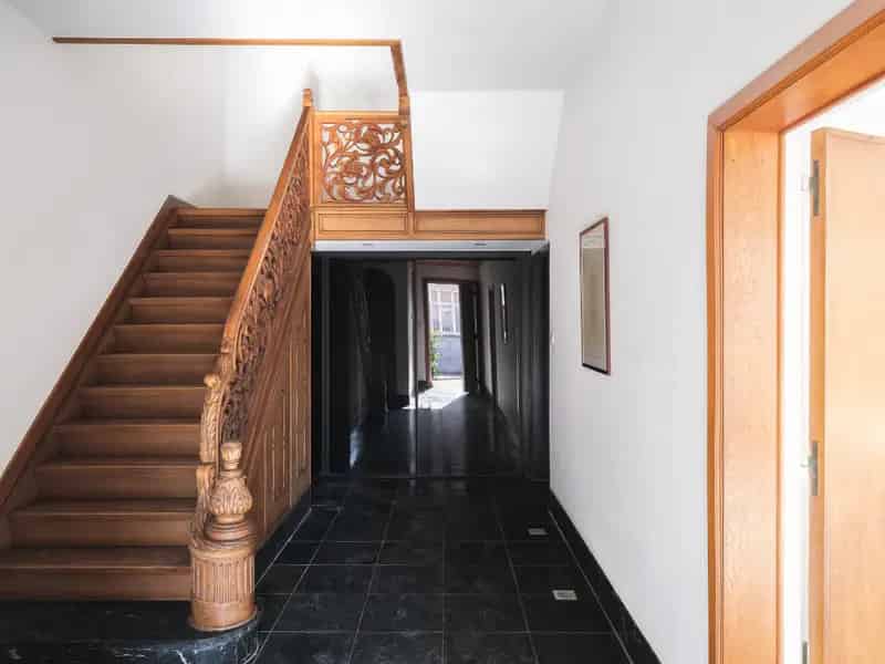 Villa te koop Gent: Dokterswoning met praktijk en stadstuin
