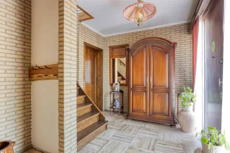 Huis te huur Maaseik 4 slaapkamers ruime tuin garage