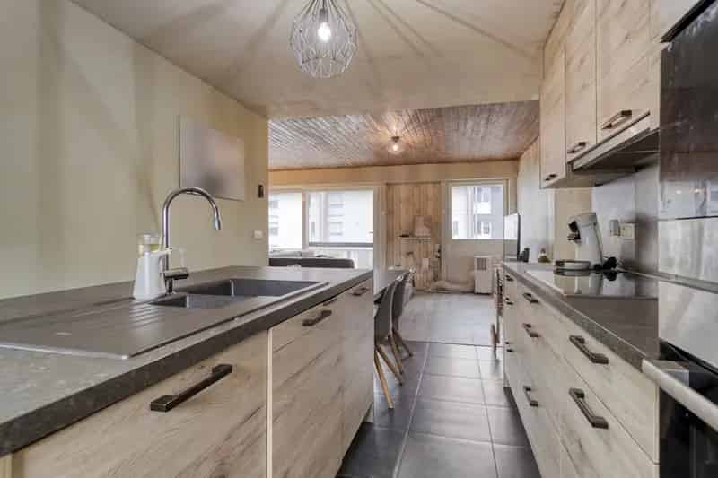 Huis te Koop Waregem 3 Slaapkamers Grote Garage Tuin