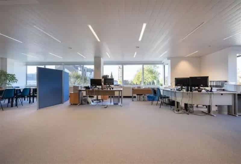 Hoekunits te Huur 133m² - 349m²