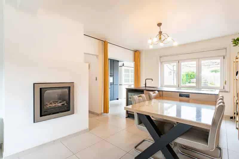 Huis te huur Buizingen 3 slaapkamers tuin autostaanplaatsen