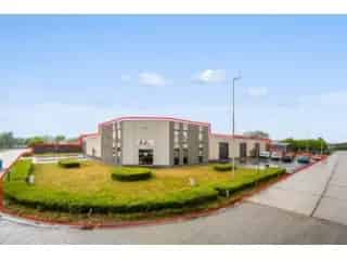 Industrie te koop Zedelgem - Magazijn 1100m² Kantoren 400m²