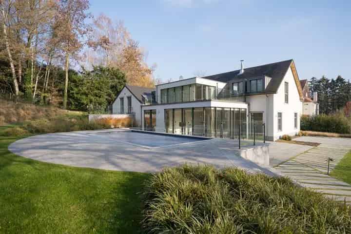 Villa te Auderghem 4 slaapkamers zwembad gerenoveerd